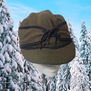 Vintage Winter Crown Cap